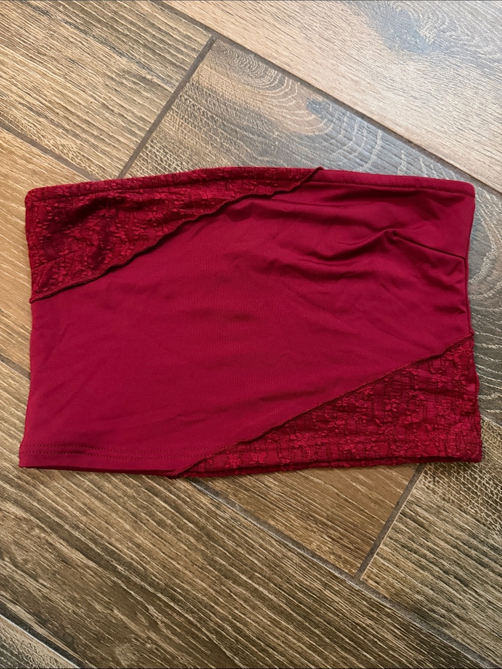 Edikted Burgundy Lace-Trim Strapless Tube Crop Top